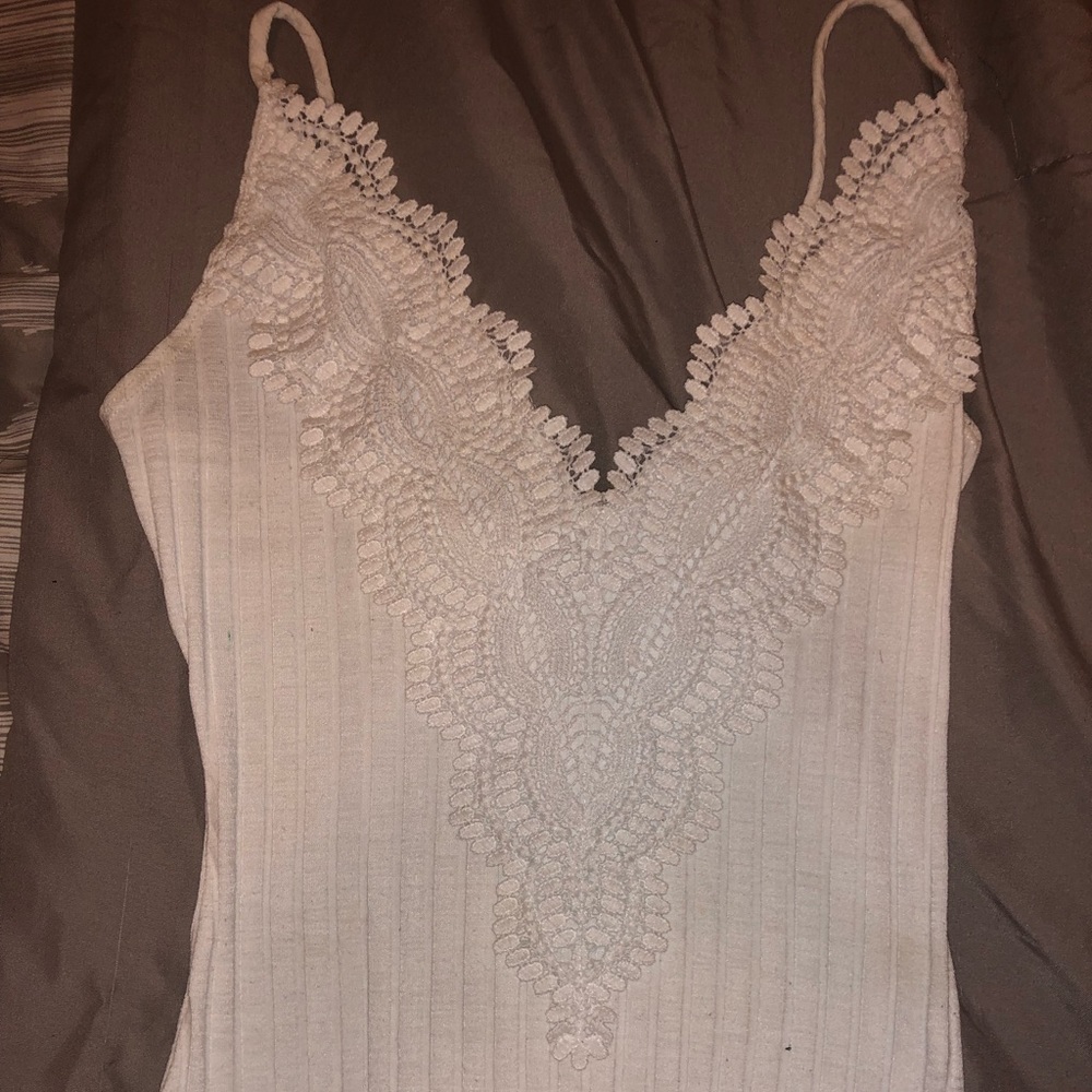 WHITE BODY SUIT